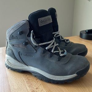 Columbia Newton Ridge Plus Women’s Waterproof Hiking Boots